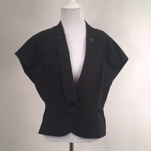 ✅ SOLD Short Sleeve Cotton Ladies Button “Blazer” Topper
